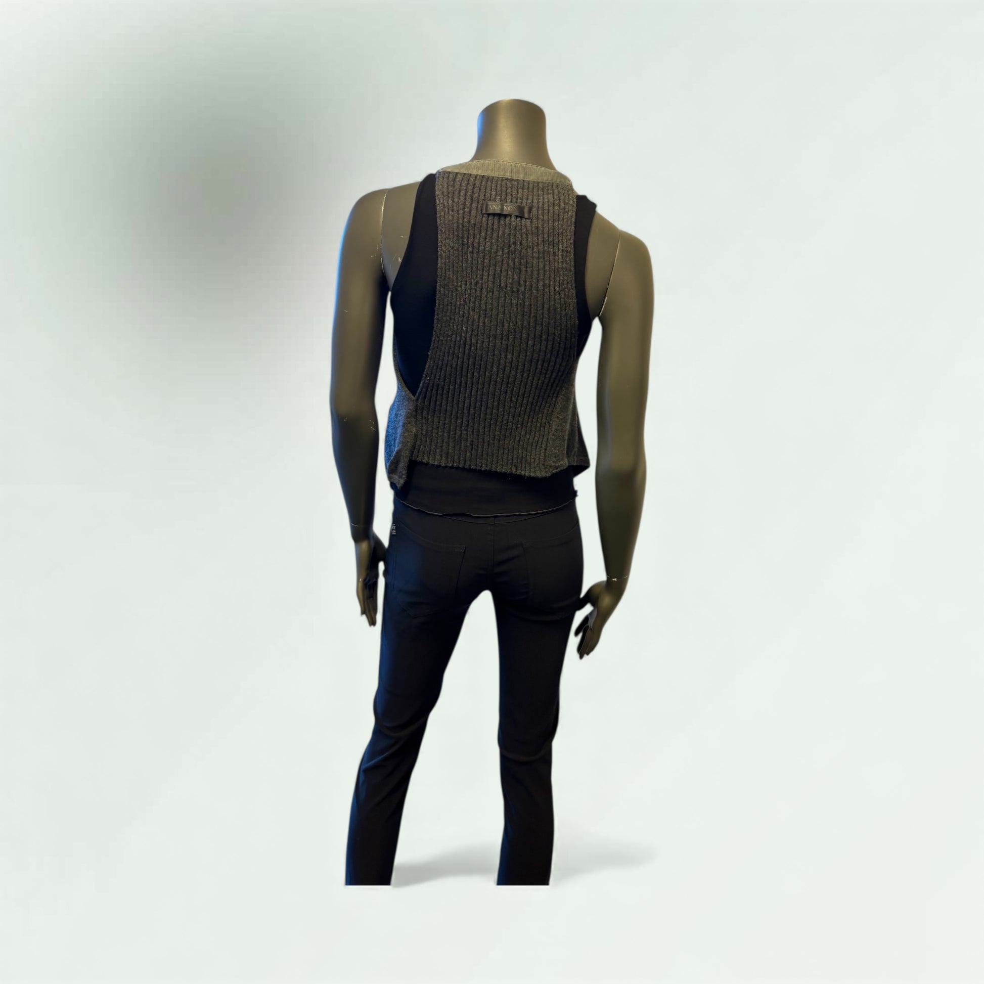 Contemporary Assymetric top with ribbed back style Cabana 80 - Extravagance Fashion 