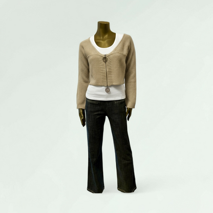 Beige Cropped Knit Cardigan with Ring Detail-Gargrish-Lunatisme
