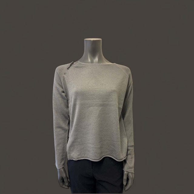 Mid lenght Sweater with Zip detail  Style Box 05