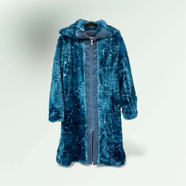 front view of the velvel Coat