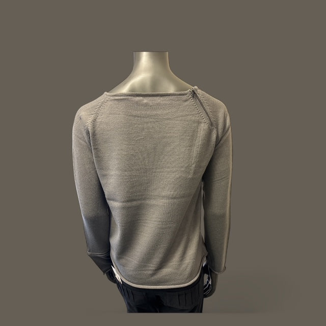 Mid lenght Sweater with Zip detail  Style Box 05