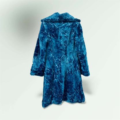 back View of the velvet Coat