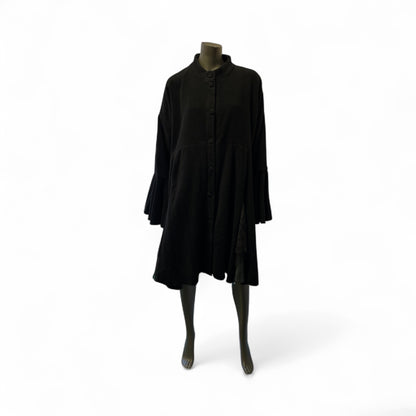 Black Flared-Sleeve Button-Front Coat  STYLE U64/WL
