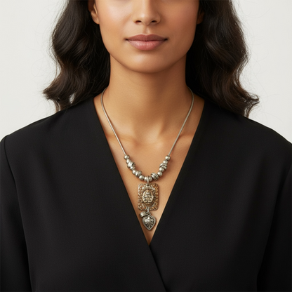 Silver Metal necklace with orange Rhinestones