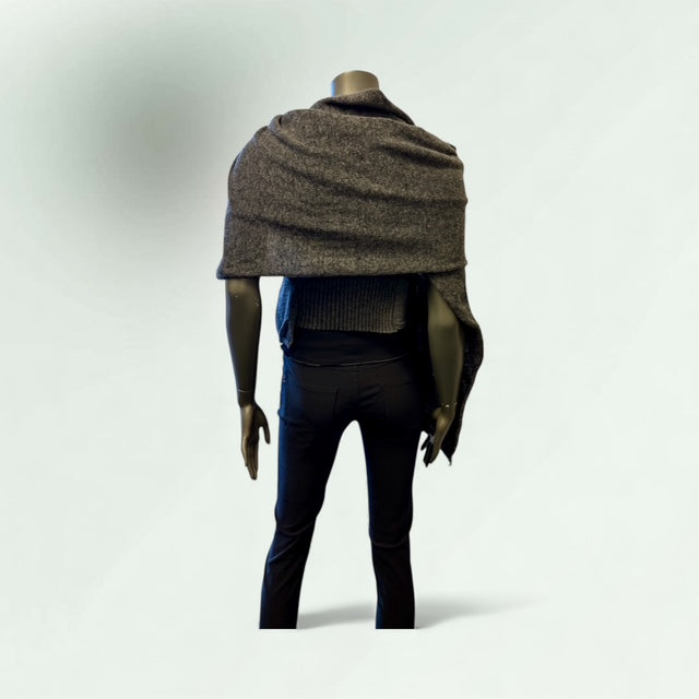 The Back View of the Wrapped Grey Scarf