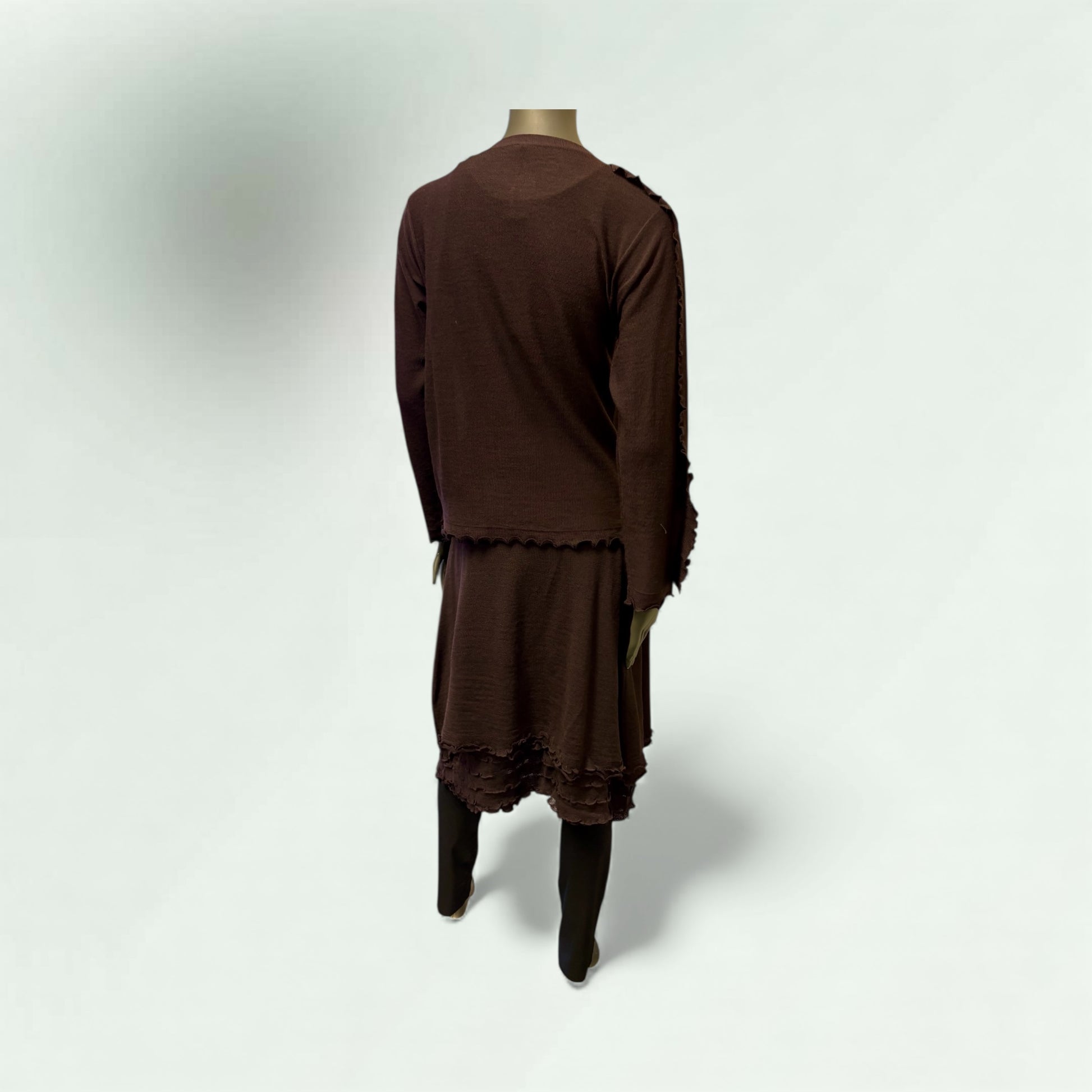 Team the Cardigan the matching frill detail skirt