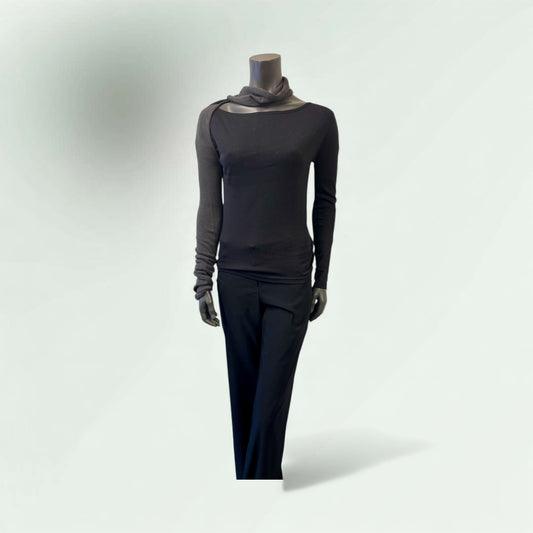 scarf with One sleeve