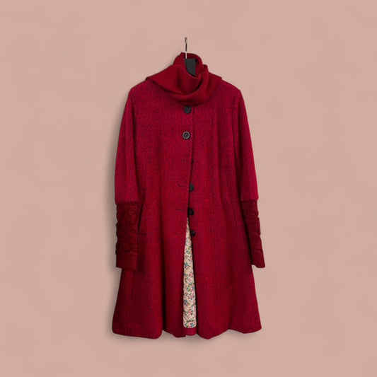 Vintage-Inspired Red Long Coat with Statement Collar STYLE NO H079/WLZ